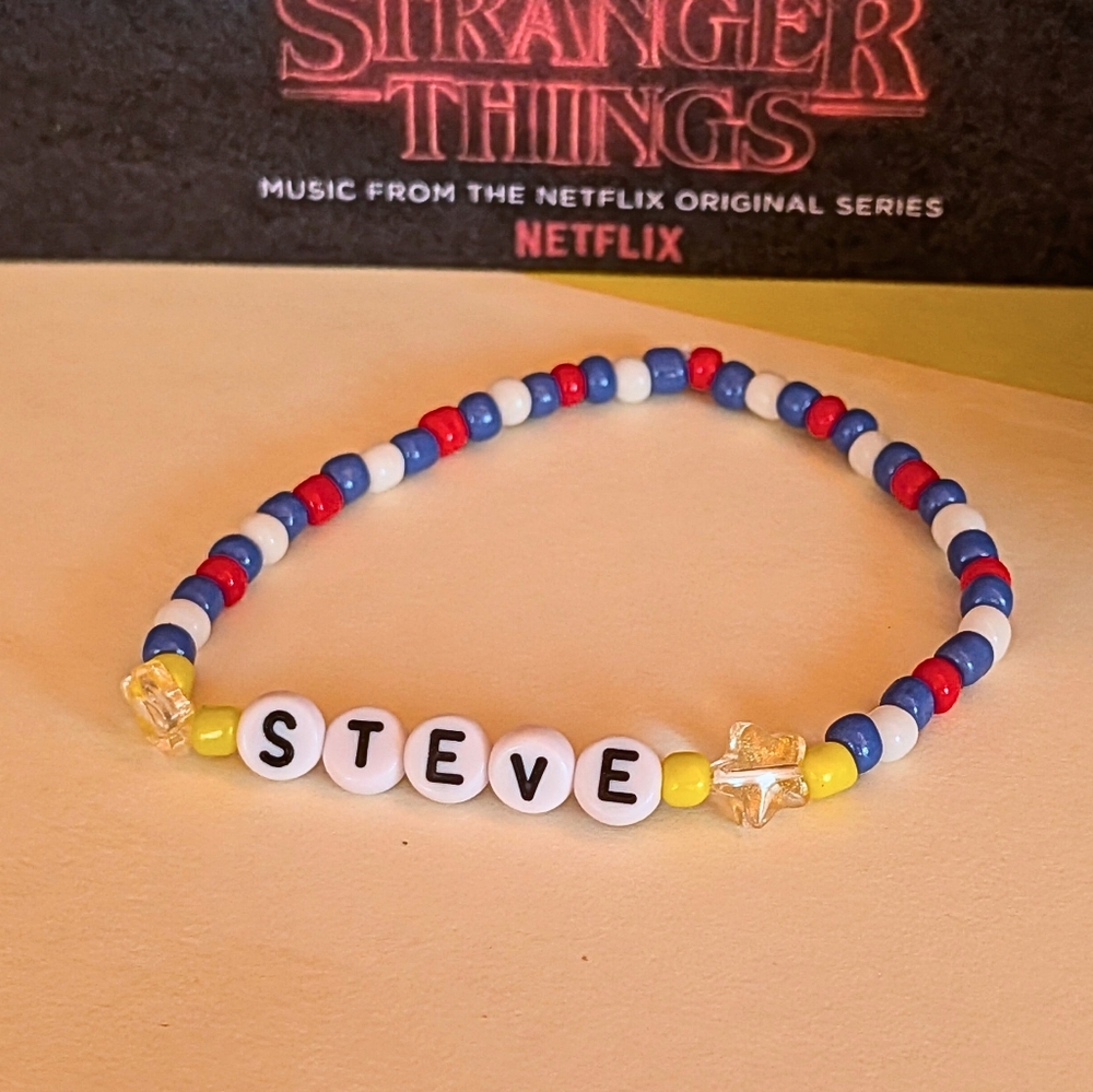 Stranger Things Inspired Bracelet Set, Steve And Robin, Scoops Ahoy - Picture 3 of 5